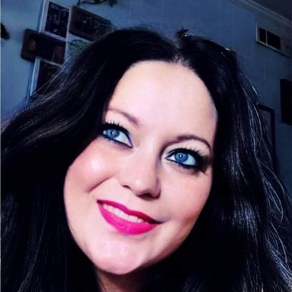 Meet your Posher, Teresadanielle - Picture 4 of 5